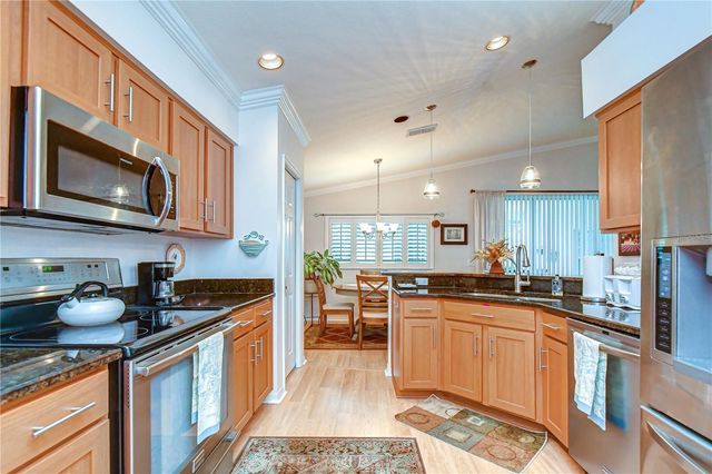 5602 ROCKFIELD LOOP, Valrico, FL 33596