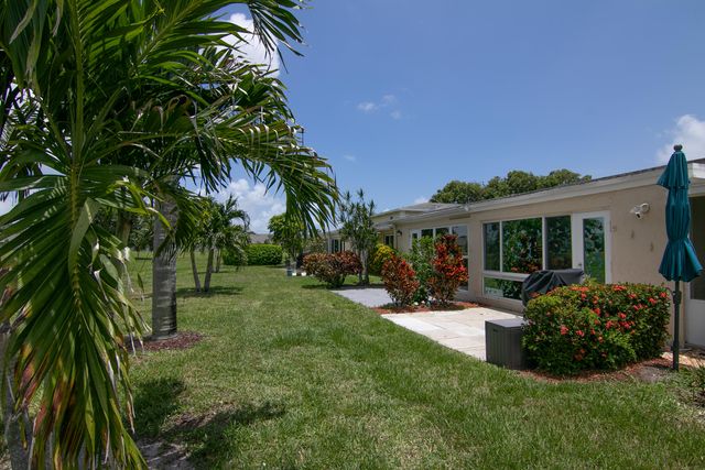 13741 Flora Place B, Delray Beach, FL 33484