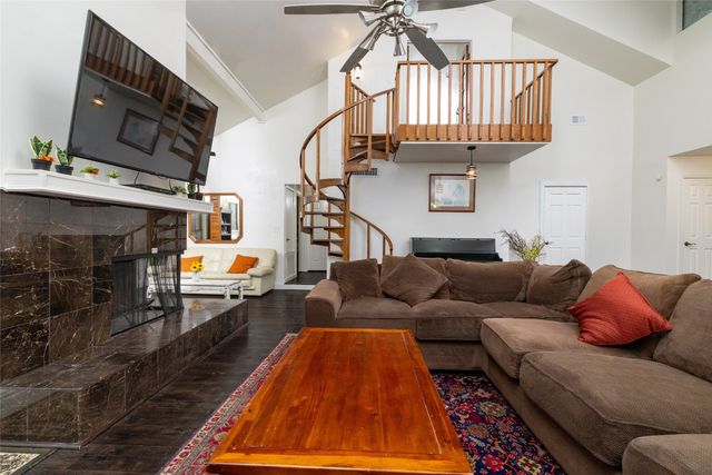3021 Adolph Street, Dallas, TX 75204