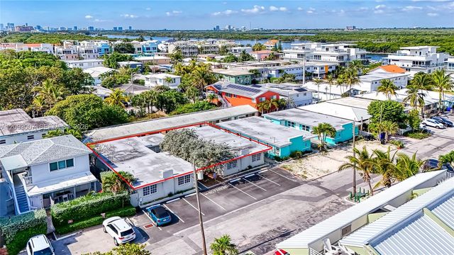 318 Walnut Street, Hollywood, FL 33019