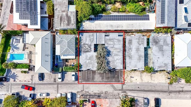 318 Walnut Street, Hollywood, FL 33019