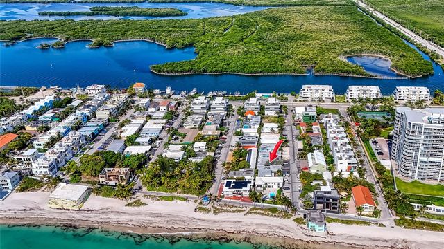 318 Walnut Street, Hollywood, FL 33019