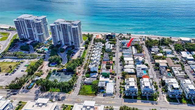 318 Walnut Street, Hollywood, FL 33019