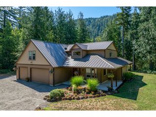 57214 E MARMOT Rd, Sandy, OR 97055