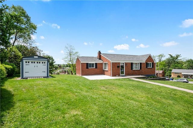 904 Sunnyside Drive, West Mifflin, PA 15122