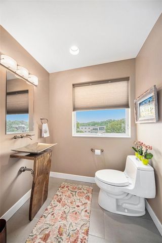 121 W Kingsley 502, Ann Arbor, MI 48103