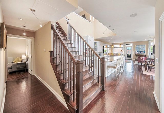 121 W Kingsley 502, Ann Arbor, MI 48103