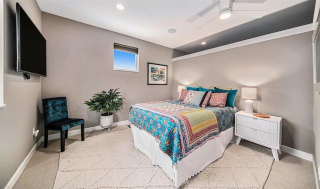 121 W Kingsley 502, Ann Arbor, MI 48103