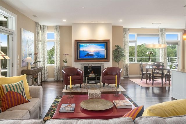 121 W Kingsley 502, Ann Arbor, MI 48103