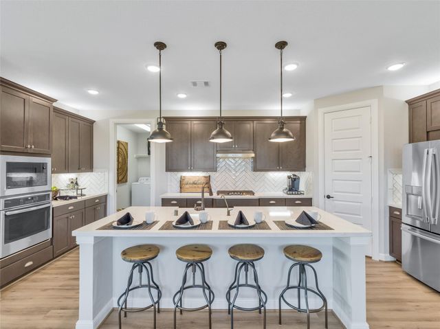 11 Shumard Oak Drive, The Woodlands, TX 77375