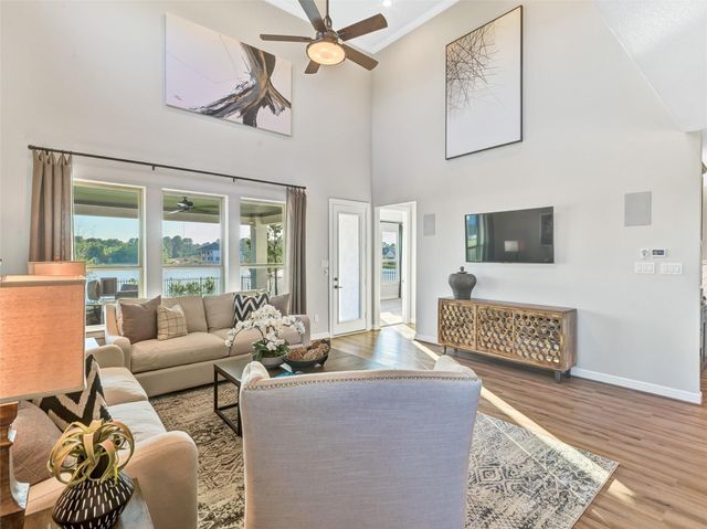 11 Shumard Oak Drive, The Woodlands, TX 77375