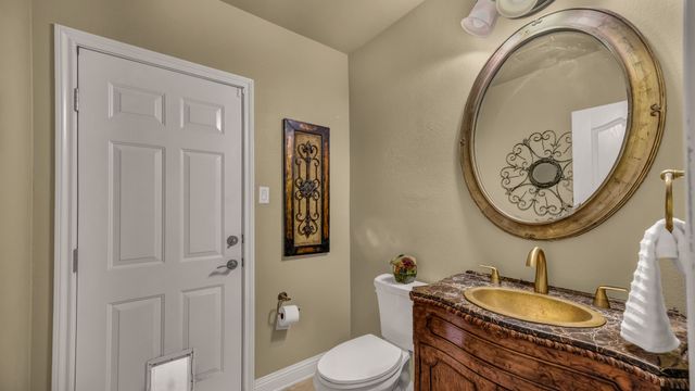 2102 Clear Creek Drive, Weatherford, TX 76087