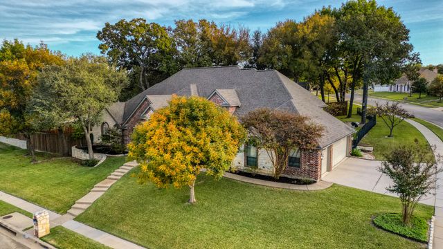2102 Clear Creek Drive, Weatherford, TX 76087