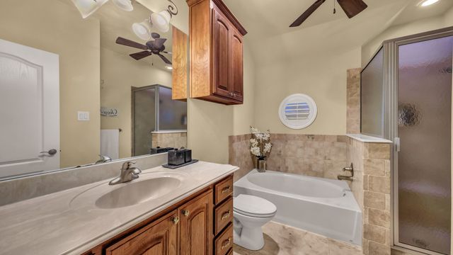 2102 Clear Creek Drive, Weatherford, TX 76087