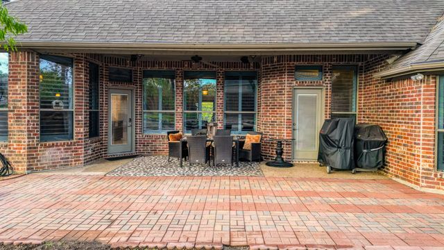 2102 Clear Creek Drive, Weatherford, TX 76087