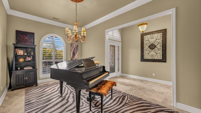 2102 Clear Creek Drive, Weatherford, TX 76087