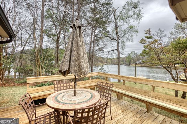 1665 County Line Extension, Mansfield, GA 30055