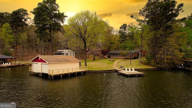 1665 County Line Extension, Mansfield, GA 30055