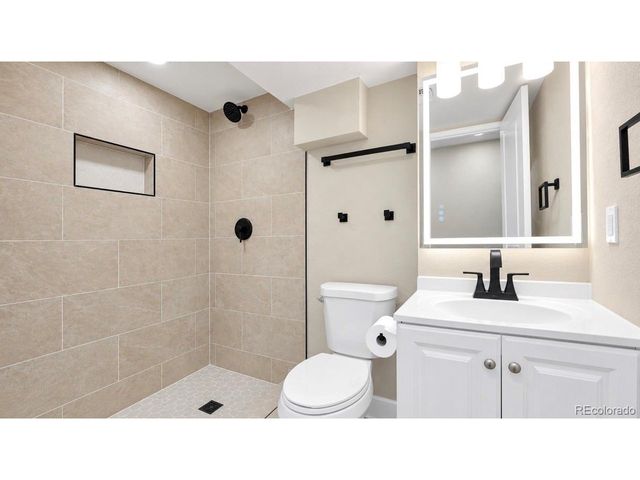 7550 Johnson St, Arvada, CO 80005