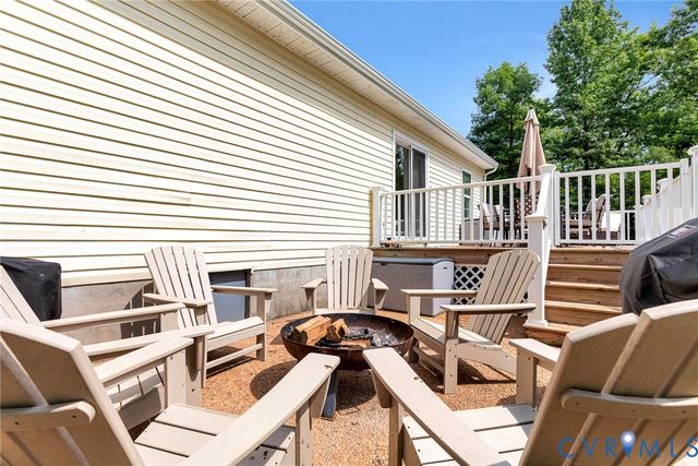 16468 Coatesville Rd, Hanover, VA 23015