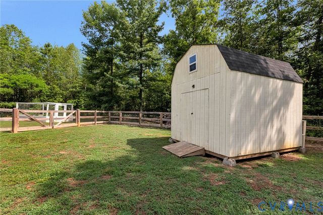 16468 Coatesville Rd, Hanover, VA 23015