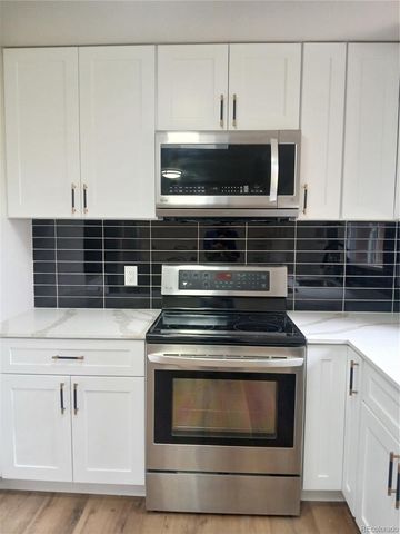 6763 S Ash Way, Centennial, CO 80122