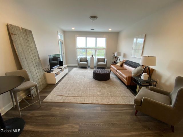 130 Excelsior Avenue 317, Saratoga Springs, NY 12866