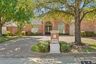 2214 Kennebunk Ln, Tyler, TX 75703