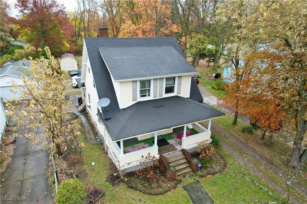 189 E Bridge Street, Berea, OH 44017