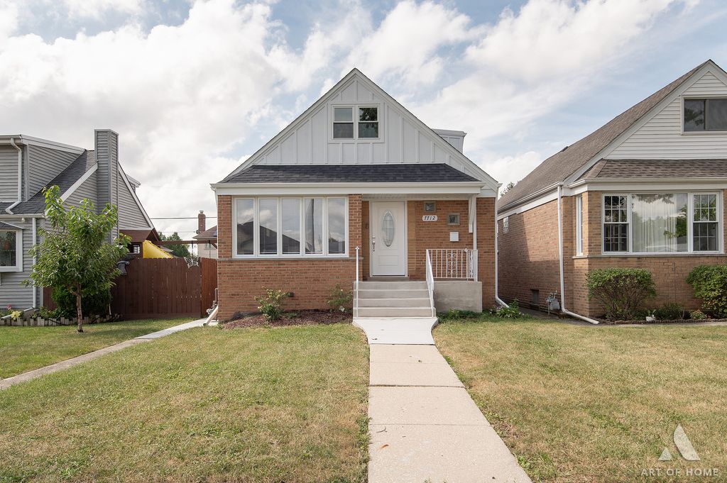 7712 Nagle Avenue, Burbank, IL 60459