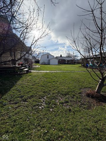 409 South Street, Batesville, IN 47006