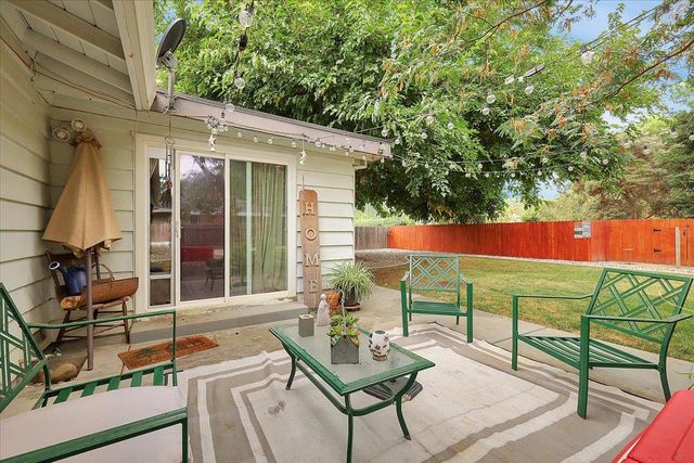 1421 Richland Rd, Yuba City, CA 95993