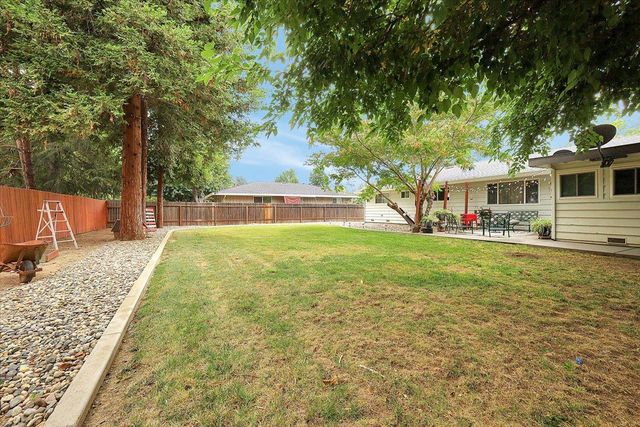 1421 Richland Rd, Yuba City, CA 95993