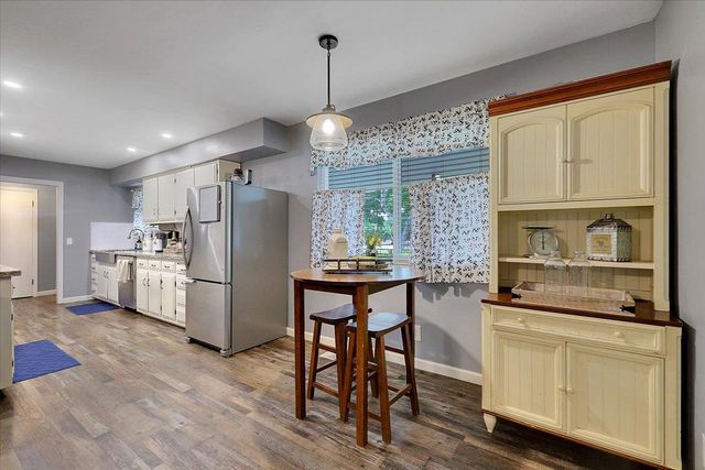 1421 Richland Rd, Yuba City, CA 95993