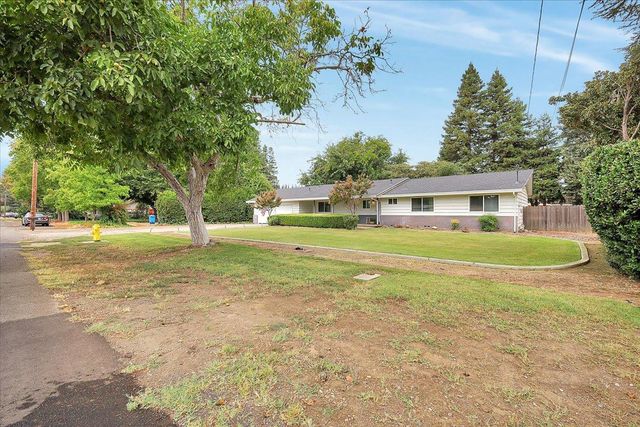 1421 Richland Rd, Yuba City, CA 95993