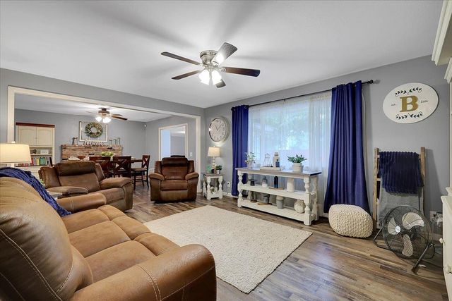 1421 Richland Rd, Yuba City, CA 95993