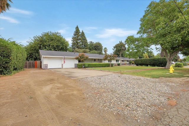 1421 Richland Rd, Yuba City, CA 95993