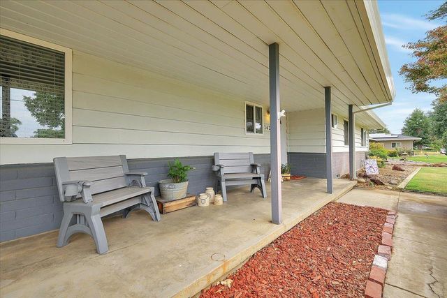 1421 Richland Rd, Yuba City, CA 95993