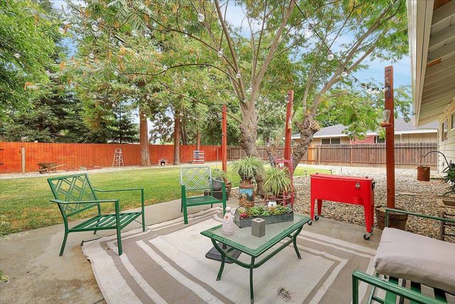 1421 Richland Rd, Yuba City, CA 95993