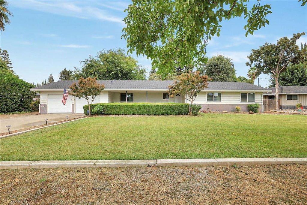 1421 Richland Rd, Yuba City, CA 95993
