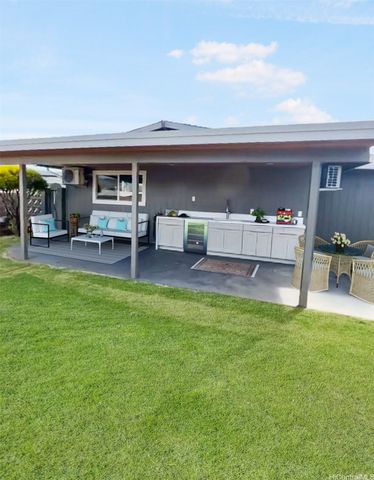362 Waiopua Place, Honolulu, HI 96825