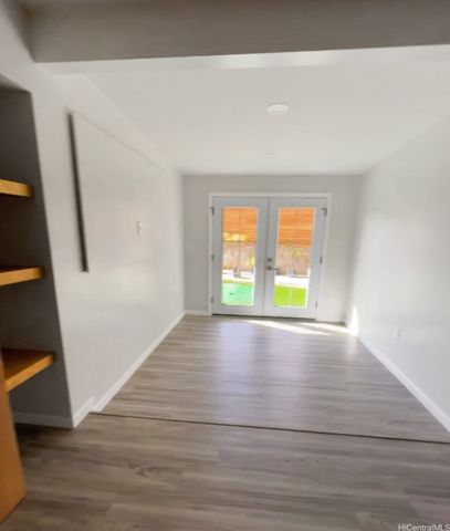 362 Waiopua Place, Honolulu, HI 96825