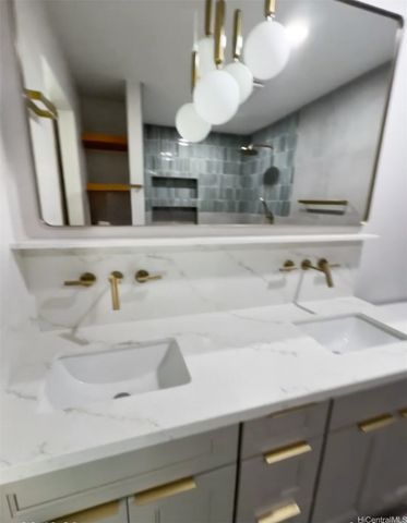 362 Waiopua Place, Honolulu, HI 96825