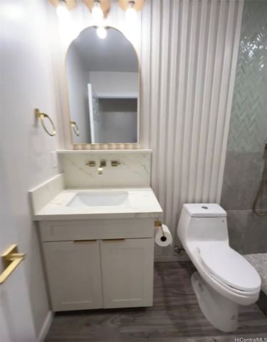 362 Waiopua Place, Honolulu, HI 96825