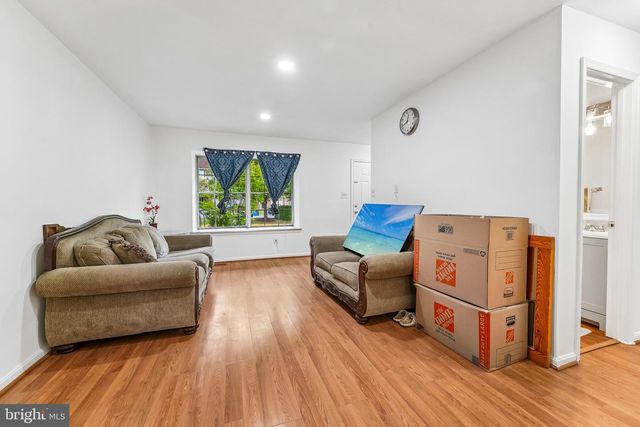 19634 WHITE SADDLE DR, Germantown, MD 20874