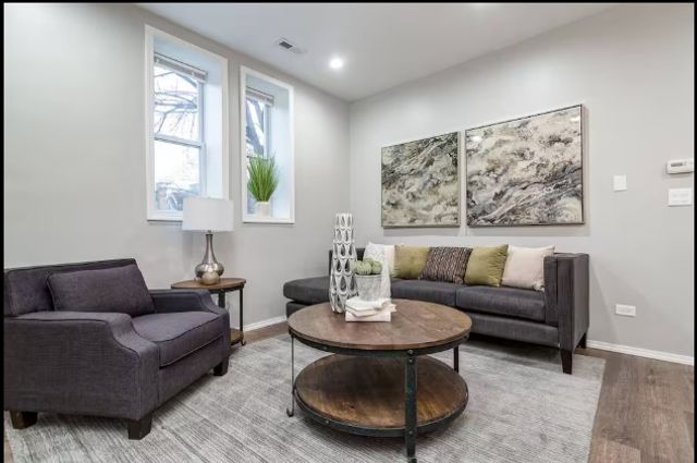 2501 N Southport Avenue 2R, Chicago, IL 60614