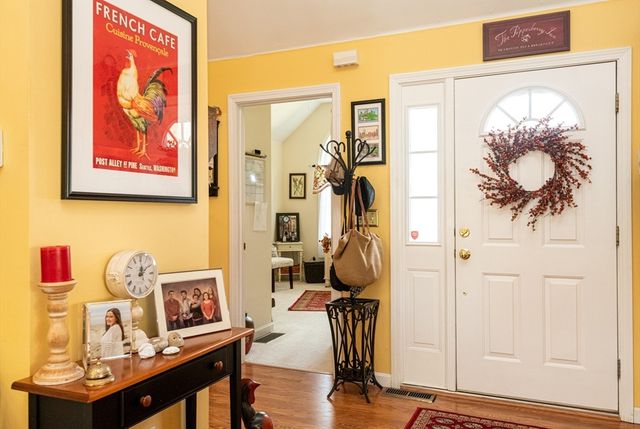 75 Border Winds Ave, Seabrook, NH 03874