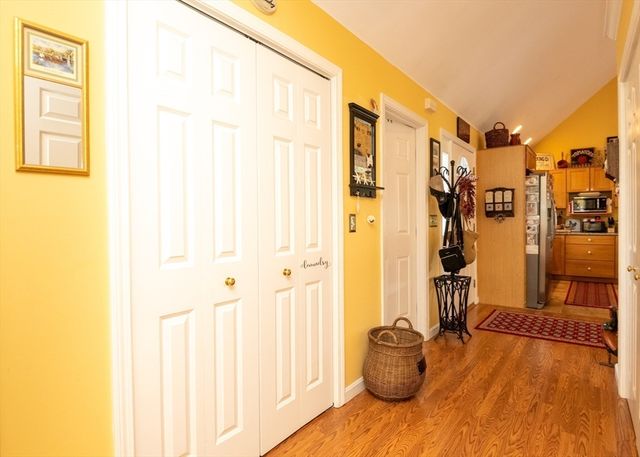 75 Border Winds Ave, Seabrook, NH 03874