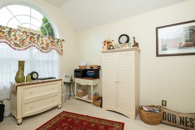 75 Border Winds Ave, Seabrook, NH 03874