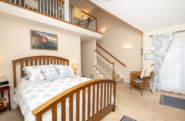 75 Border Winds Ave, Seabrook, NH 03874